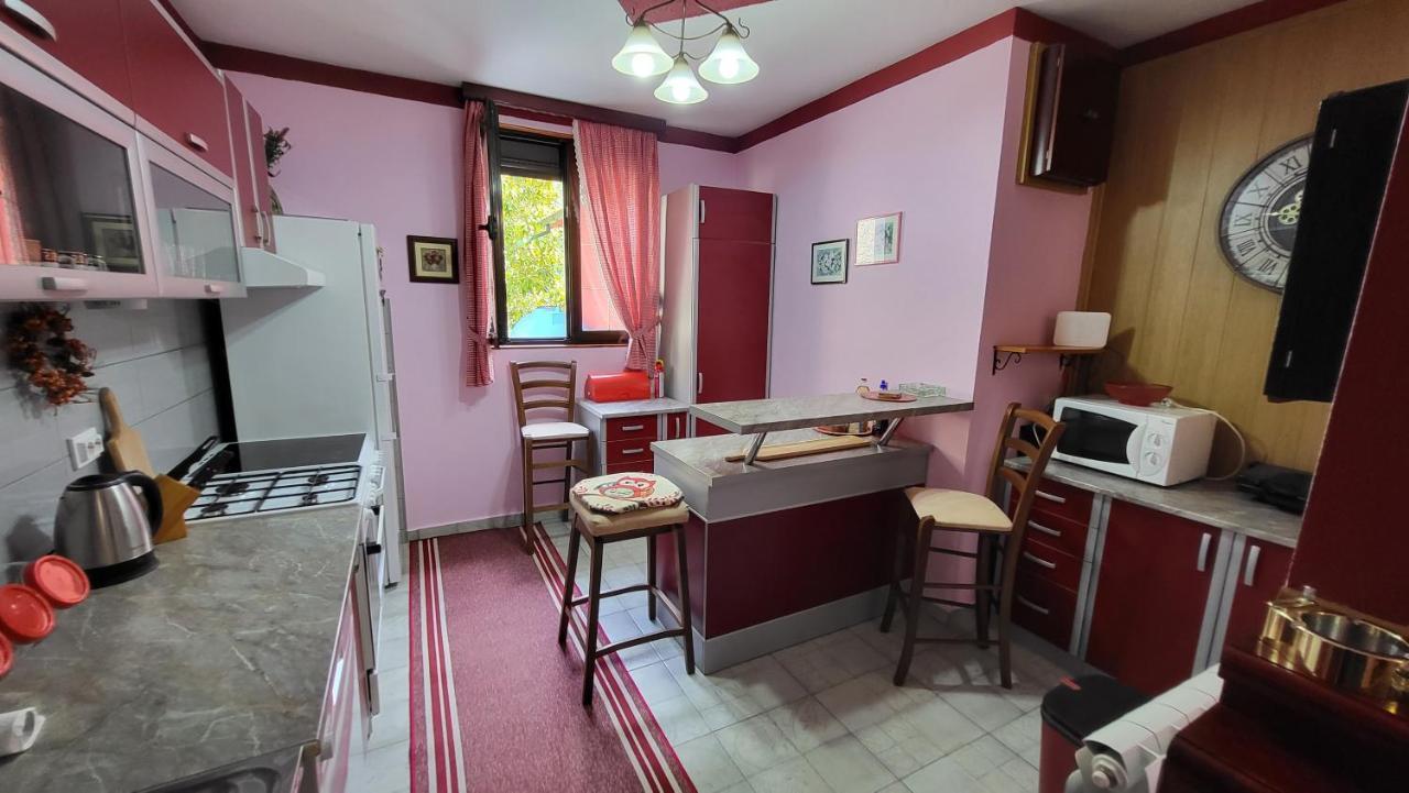 Apartment Capt Seferovic 2 Donji Morinj Exterior photo